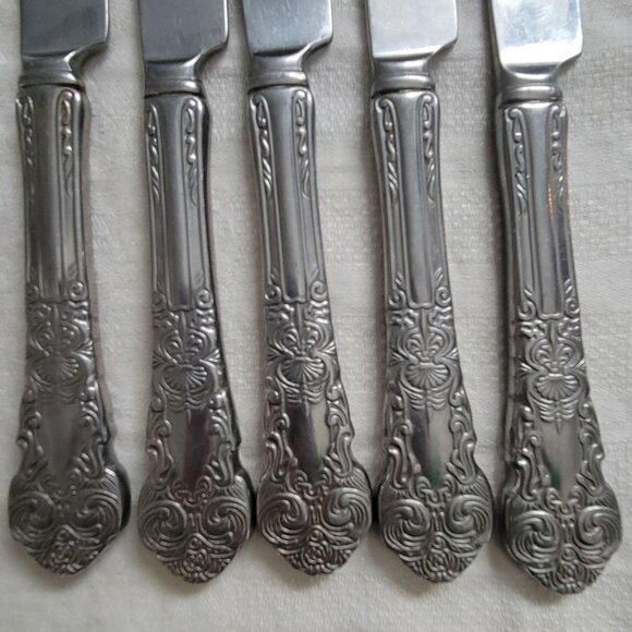 Reed & Barton Haversham Stainless Steel Ornate Handle Table Knives Set Of 5 Vint - Picture 2 of 3